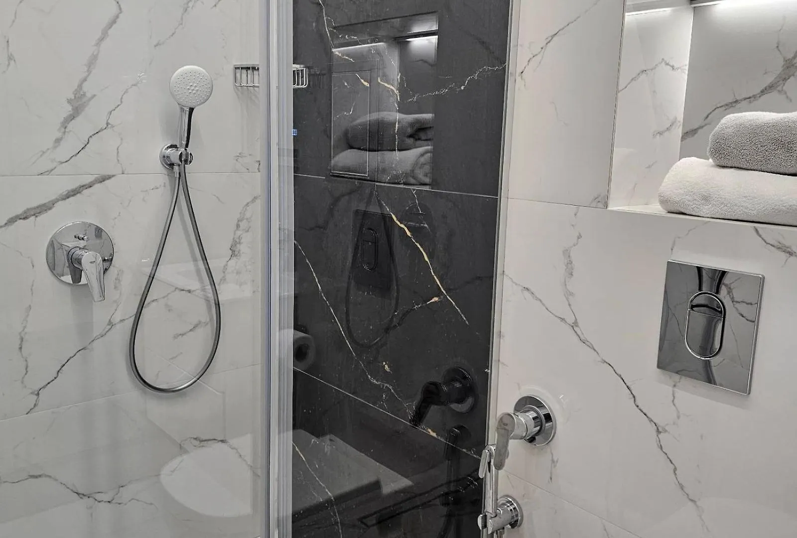 Арена Изгрев Burgas Apartment