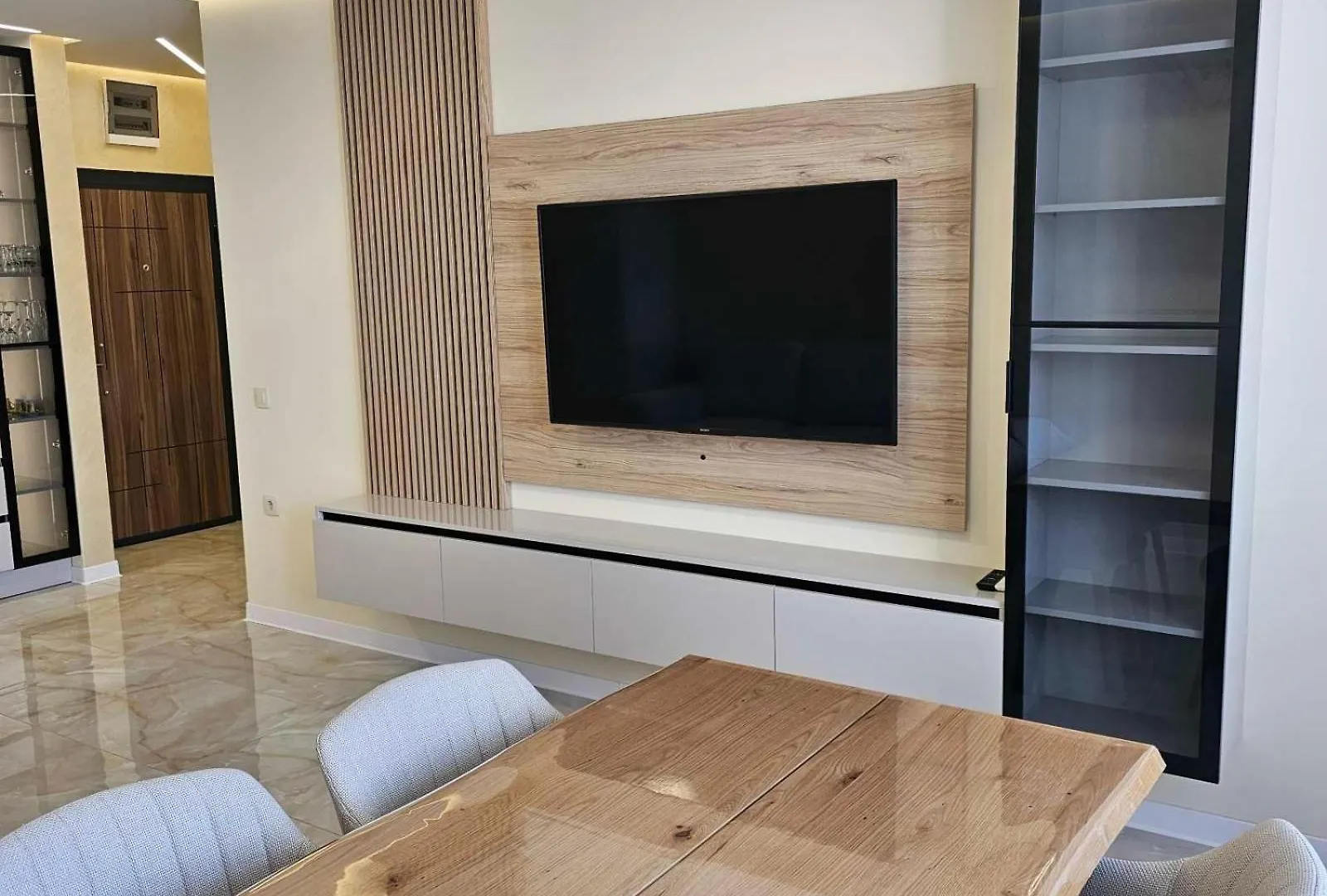 Арена Изгрев Burgas Apartment